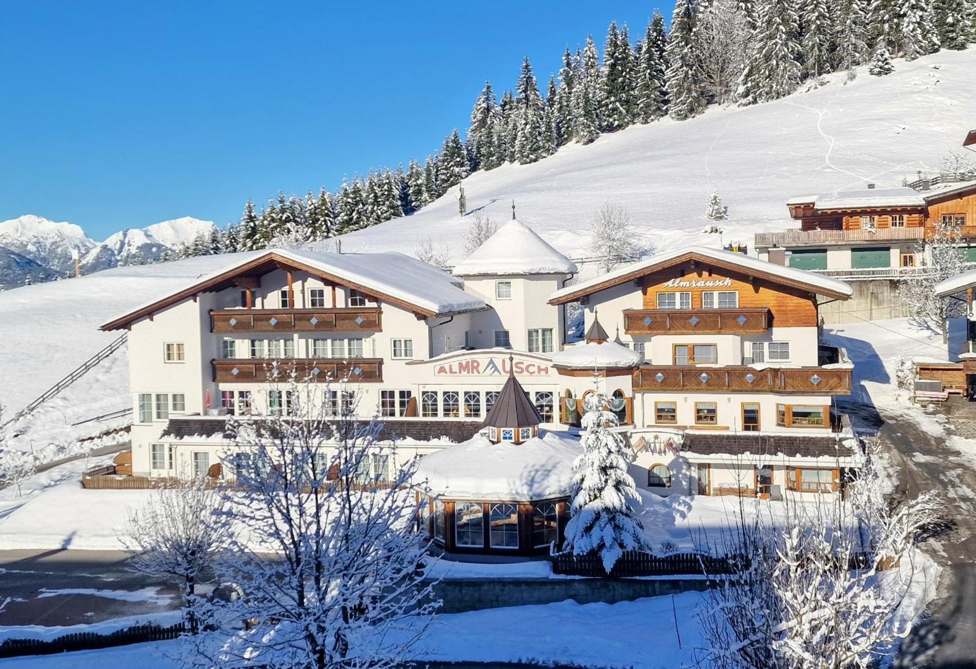 Berghotel Almrausch Berwang Bagian luar foto