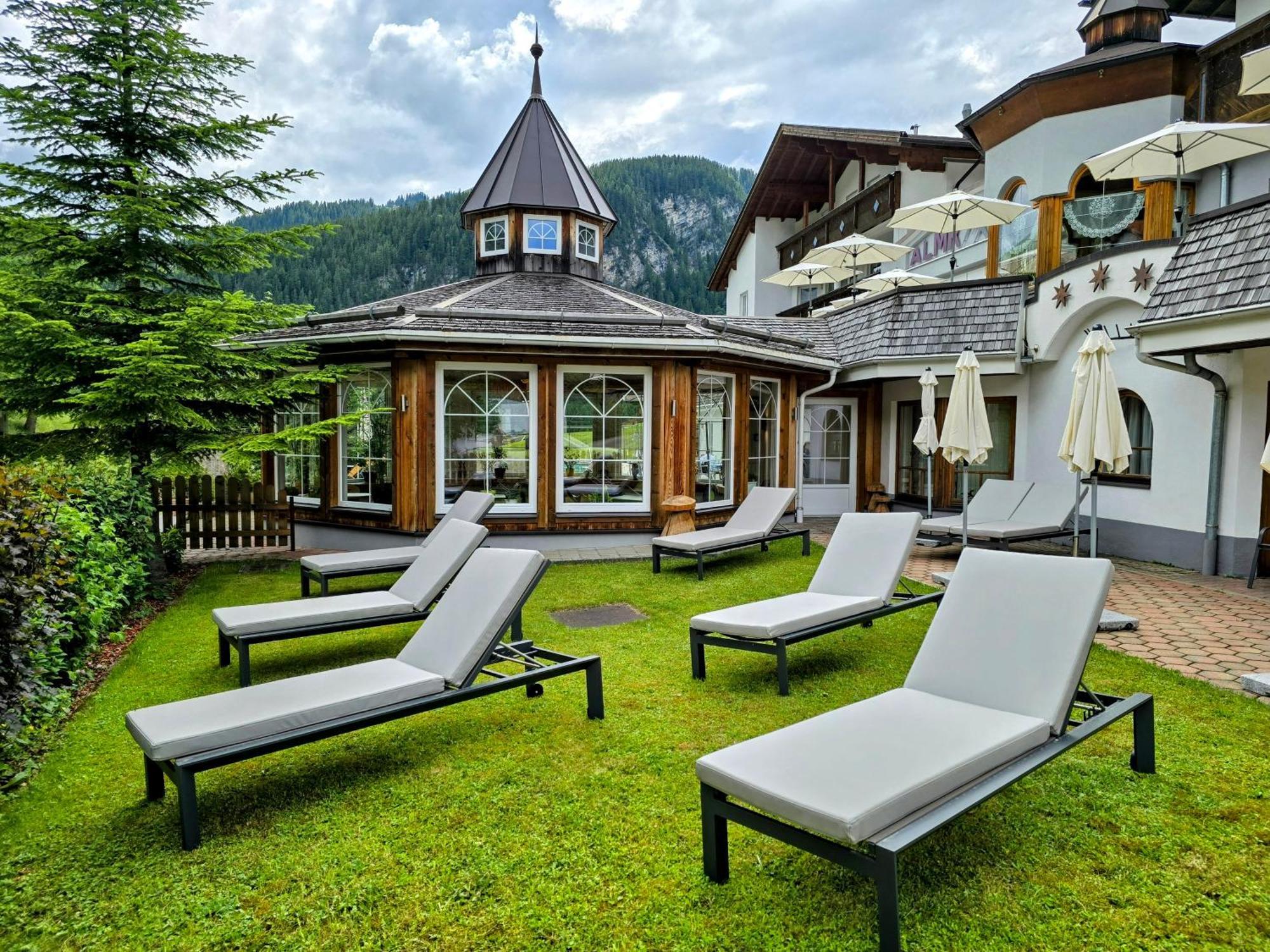 Berghotel Almrausch Berwang Bagian luar foto
