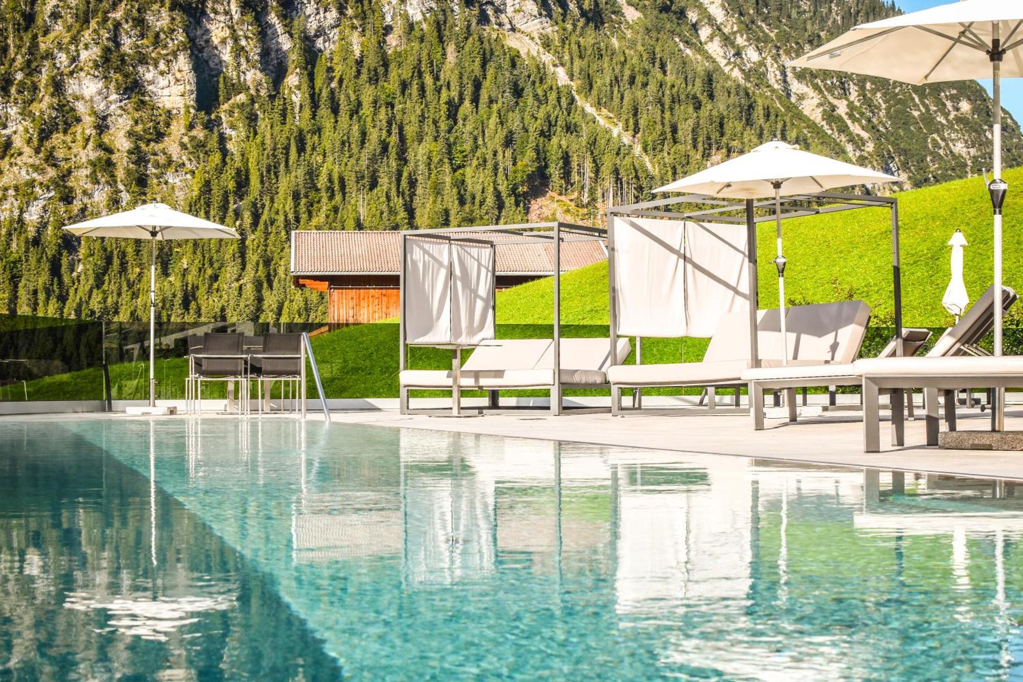 Berghotel Almrausch Berwang Bagian luar foto